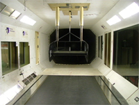 Aircraft airframe noise: Aerodynamics and aeroacoustics of a flap side-edge